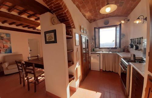 Tuscan Hilltop Getaway - Foto 30