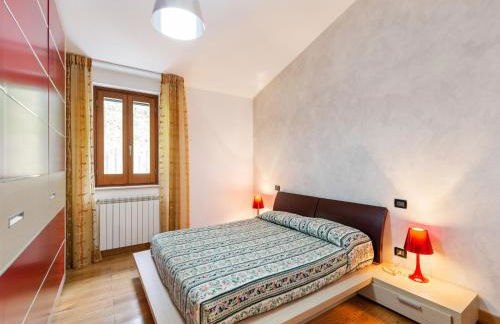 Valley View Villa in San Mango D'aquino with Hot Tub - Foto 47