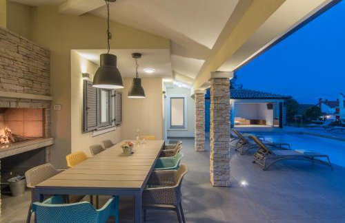 Villa Aurelia near Labin for 9 persons with heated 60 m2 pool, wellness & kids playground - Foto 56