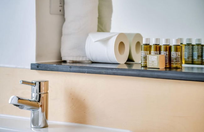 Bright Two Bedroom Apartment Near Vibrant Camden Town - Foto 24