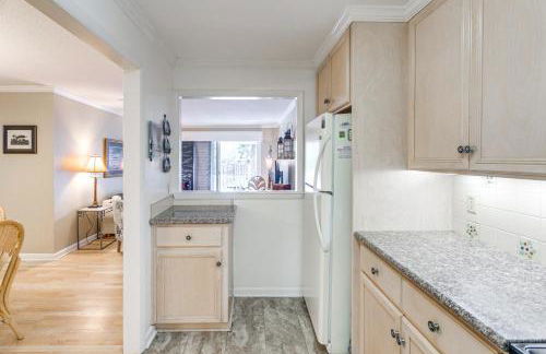 Resort-Style Condo in St Simons about 1 Mi to Pier! - Foto 11