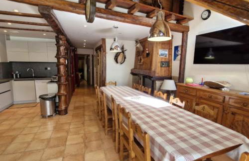 Chalet 11 pers, 5 ch, pied des pistes, balcon, parking, Wi-Fi, cheminée, Serre Chevalier - FR-1-762-27 - Foto 4