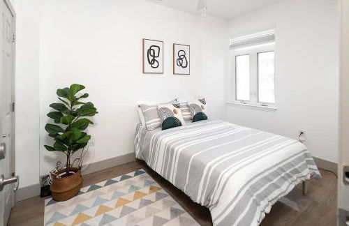 Urban Retreat - Free Parking, WiFi, Walk to Stadium - Foto 18