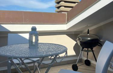 Attico vista mare con parcheggio privato - Foto 4