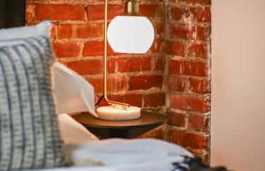 The Modern Boho Brick Loft - Foto 72