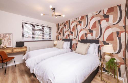 Central Birmingham Luxury House, Sleeps 6 people - 10 mins from Solihull NEC, JLR, BHX Airport, Resorts World - Foto 3