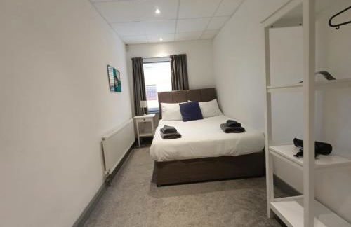 Open Mind Property -2BR Flat Commercial Road - Foto 6