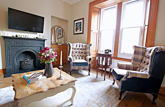 JOIVY Gorgeous Two Bedroom Apartment With Castle Views - Foto 11