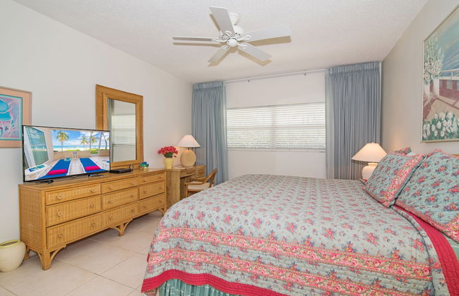 The Colonial Club, Oceanfront Condos - Photo 13