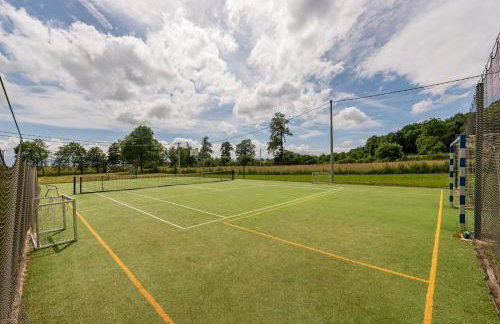 Log Cabin Valley - Private Villa with Pool - Foto 8