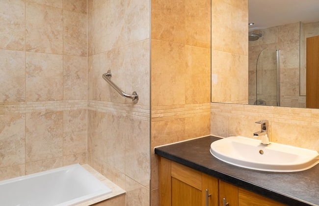 Westbeach Holiday Apartments - Photo 25