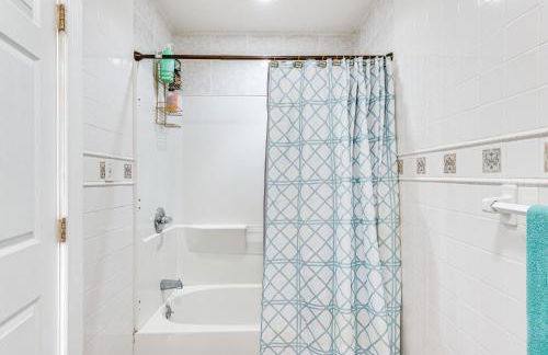 Game Room, Deck and Fire Pit Covington Township Gem - Foto 14