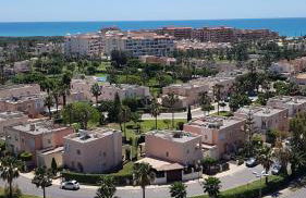 Lovley 2 bed apartment with a sea view ! - Foto 12