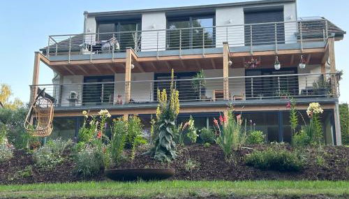 große und luxuriöse Ferienwohnung für max 8 Gäste - Foto 4, Garden