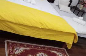 Charming Colonial Countryside Home with Wifi - Foto 3