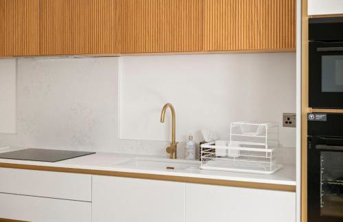 3 Bed House near Purley, by ARP Homes, Free Parking, Ideal for Long Stays & Insurance Bookings - Foto 27