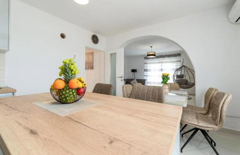 Gorgeous Home In Benkovac With Wifi - Foto 15