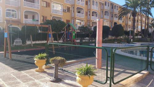 Apartamento con piscina y pista de tenis a un paso de la playa - Foto 5