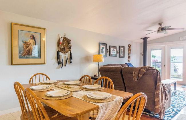 Wolf Beach Cottage by Avantstay Harbor Views - Photo 9