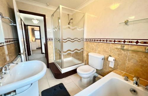 3 Bedroom house - Sandown - Photo 9