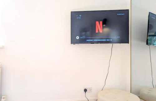 Comfy & Convenient 1-Bed Flat in Quiet Maida Vale - Photo 32