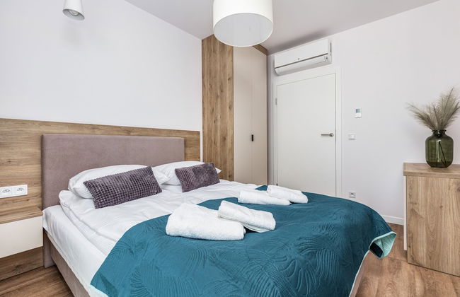 Jantaris Apartments by Renters - Photo 6