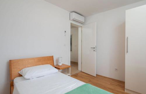 Luxury Stone Villa Nevija with heated pool - Photo 33