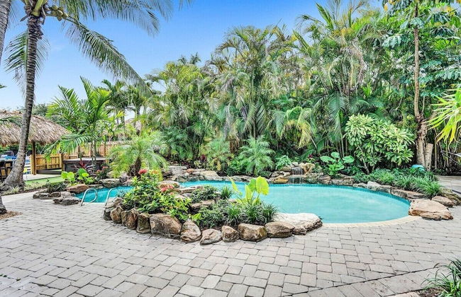 New Waterfront Oasis, Minutes to Beach, Eats, Shops - Foto 25