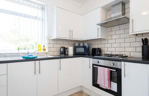 Spacious & Bright 3 Bedroom House in St Helens - Foto 19