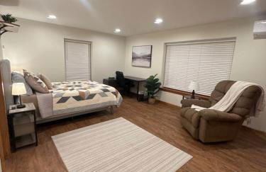 Prime Northern Maine Snowmobiling Retreat with Full Kitchen & Winter Trails Access - Foto 31