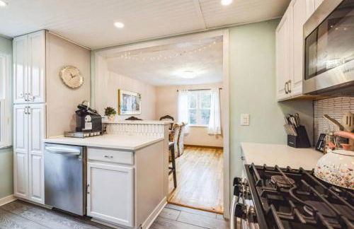 Grammys Garden w Parking - Photo 12