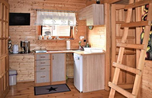 3 Bedroom Amazing Home In Lebieniec - Foto 4