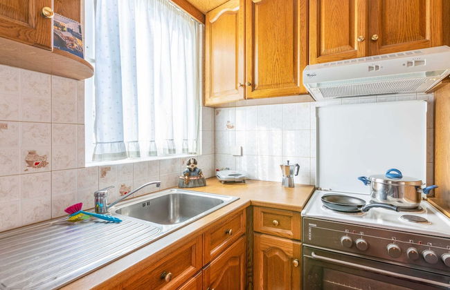 Alluring Cottage in Porto Rafti With Balcony - Foto 13