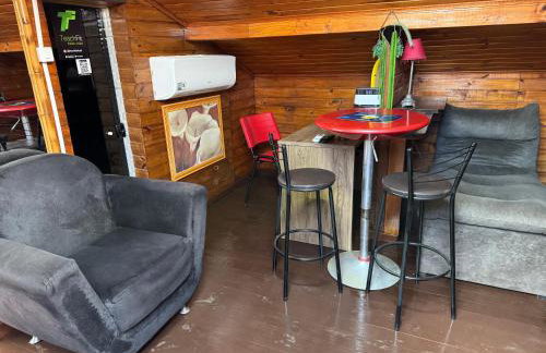 Ático com Ar Condicionado Q e F - Foto 2