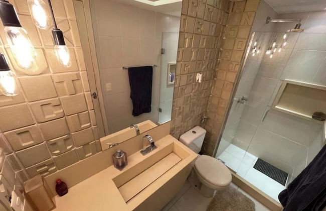 Ap em Niterói com Varanda e Garagem - Foto 17