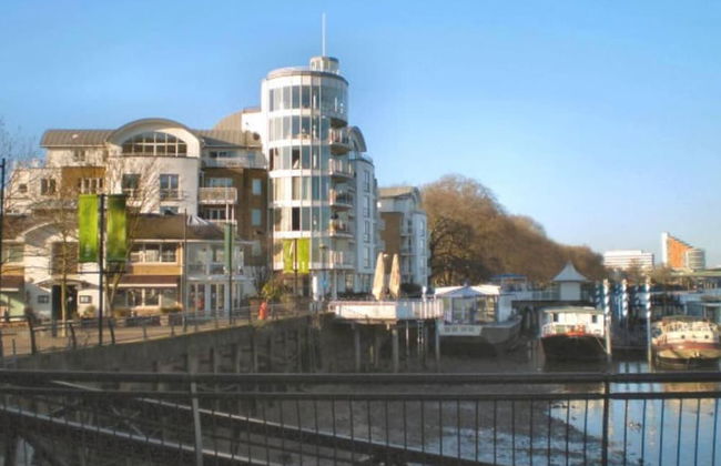 Amazing Riverside Boheme Home in SW London! - Foto 31