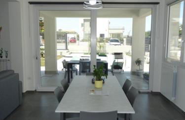 Villa Milicia - New Private Villa near Palermo and Cefalù with Pool, Sea View Terrace, Playground and Large Parking - Foto 33