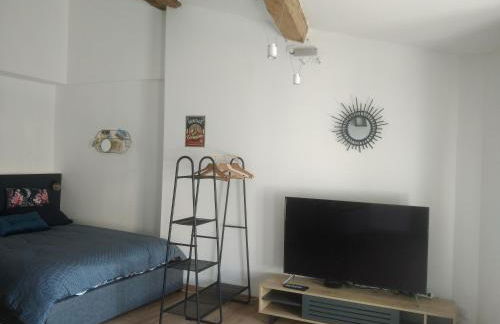 A l'ombre des remparts - Foto 17