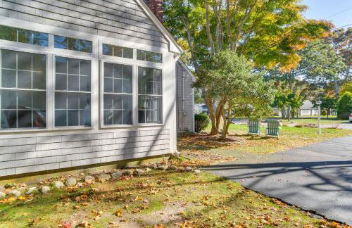 Bike to Private Beach Cape Cod Escape with Sunroom - Foto 32