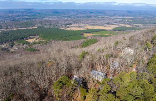 A-Frame with VIEWS - Walk to Downtown and Park - Pets OK - Foto 28
