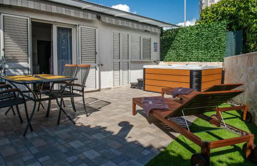 Apartment Pebbles - With Jacuzzi - Photo 7