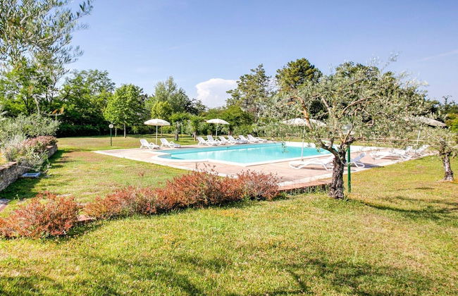 Belvilla by OYO Lavish Farmhouse With Fireplace - Foto 19