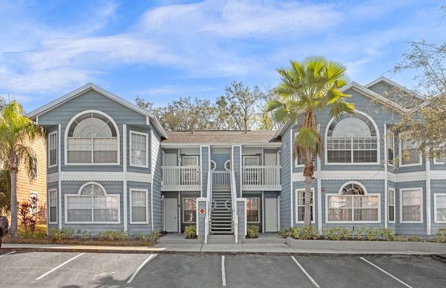 Upstay - Unbeatable Location Condo w Garden Patio - Photo 5