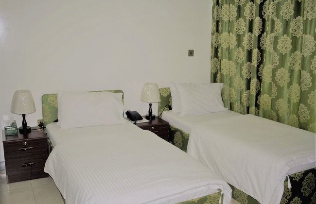 Sky Hotel Apartments - Foto 8