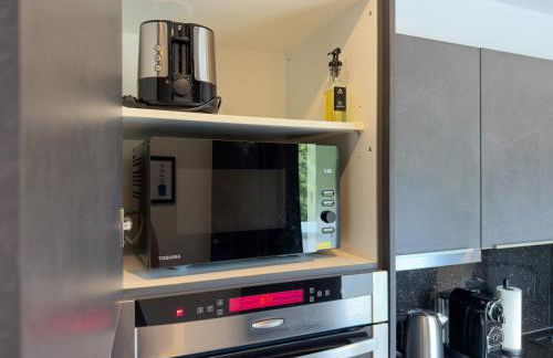 ImmoStay #3 - Penthouse mit zwei Balkonen & Seeblick, Parking & WiFi - Foto 48