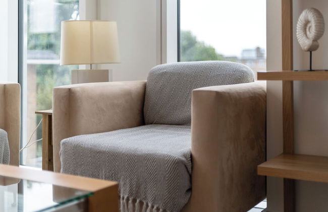 Chic & Stylish 2Bed in Heart of London - Photo 24