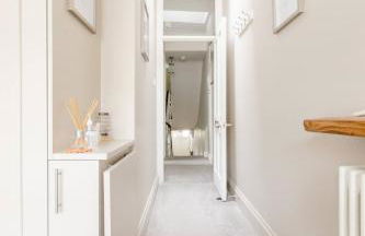 Luxury King-Bed EnSuite with Tranquil Garden Views - Foto 8