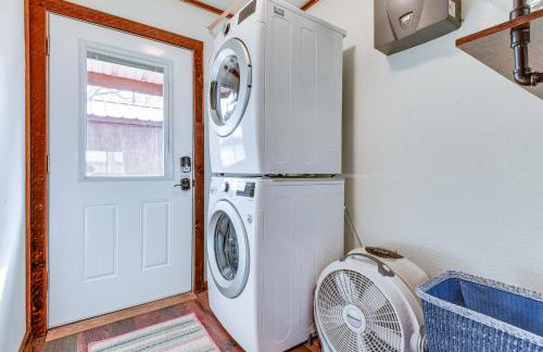 Lakefront Graford Home with Fire Pit and Private Dock! - Foto 25