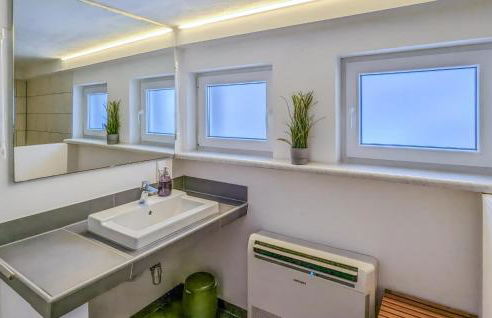 Amazing Home In Hainrodehainleite - Foto 37