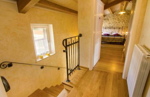 Awesome Home In Labin With Sauna - Photo 32